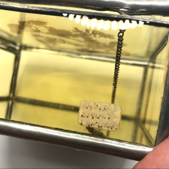 Pressed flower glass box - Picture 4 of 7